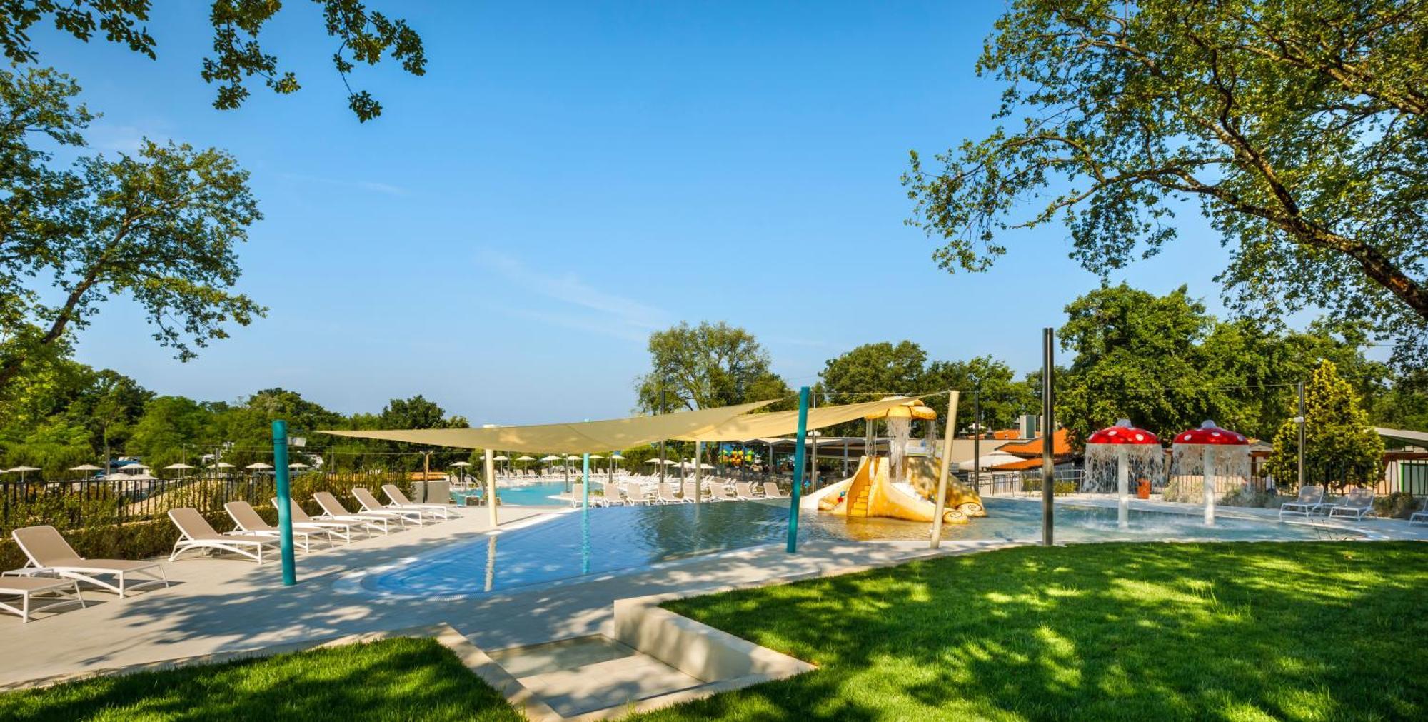 Sunflower Camping Mareda المظهر الخارجي الصورة